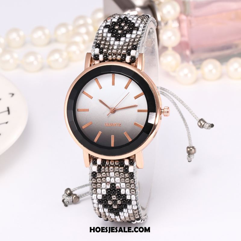 Horloges Dames Casual Persoonlijkheid Trend Quartz Horloge Met De Hand Goedkoop