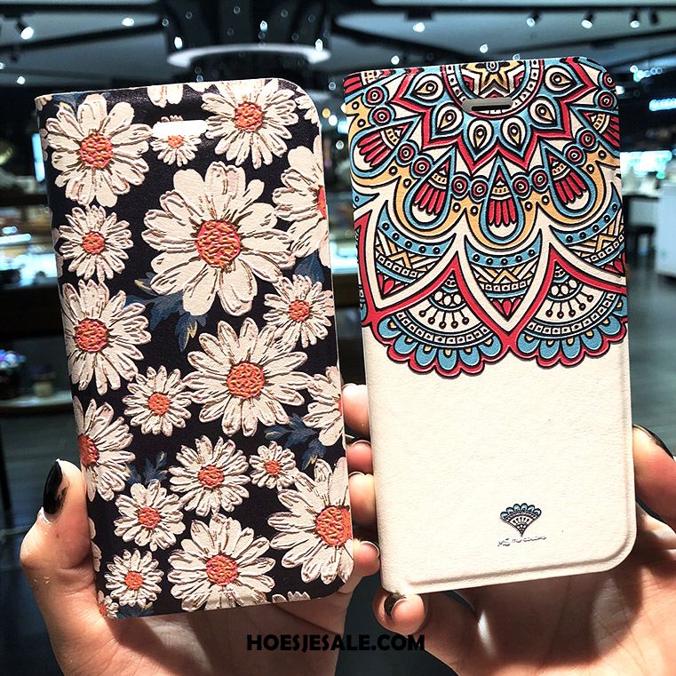 iPhone 8 Plus Hoesje Leren Etui Scheppend Bloemen Wit Reliëf Sale